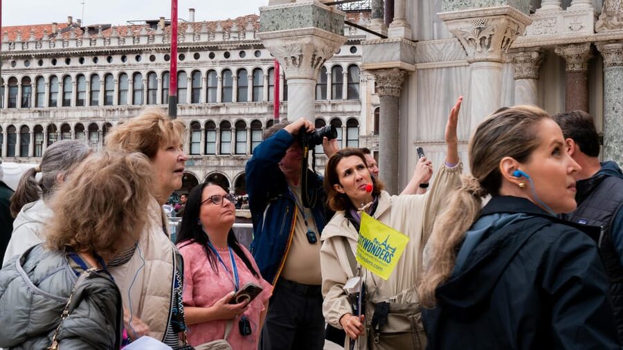 Venice: St. Mark's Basilica Guided Tour and Gondola Ride - Weather, comfort, and the pace of the ride