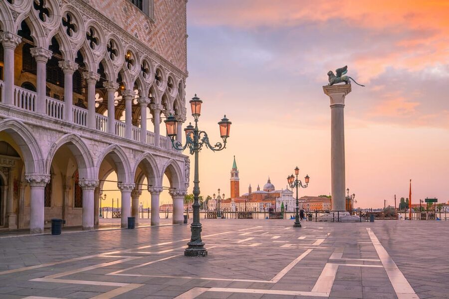 Venice: St. Mark's Basilica Guided Tour and Gondola Ride - Is $58.93 a fair price?