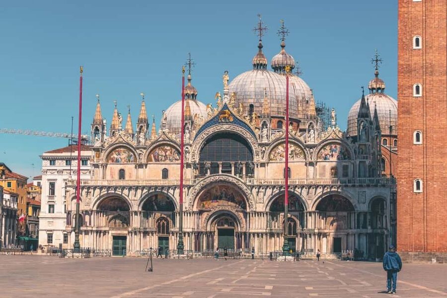 Venice: St. Mark's, Doge's Palace, Rialto, and Gondola Tour - Key points to know before booking