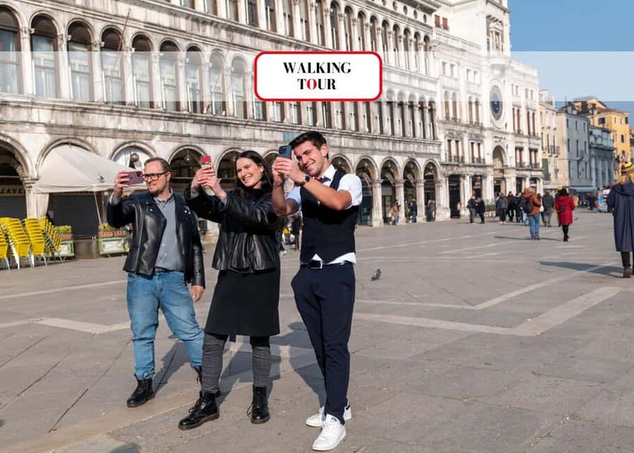 Venice: St Mark's Square & Rialto Walking Tour & Gondola - Key points at a glance