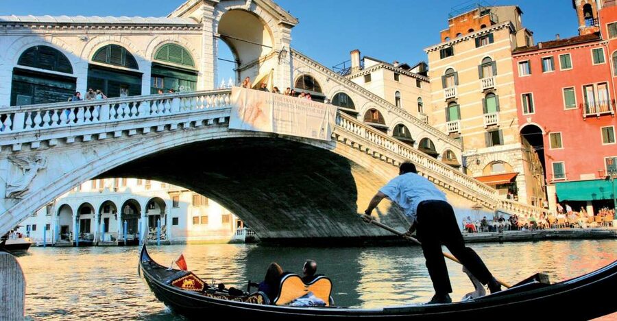 Venice: St. Mark's, Walking Tour and Gondola Combo - Key points to know before booking