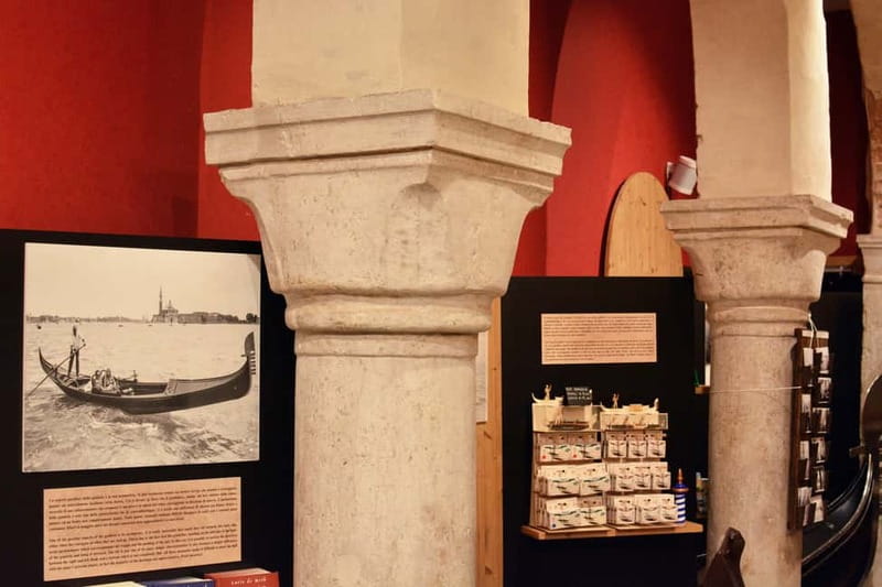 Venice: The Gondola Gallery 3D Experience - Passing beneath the Rialto Bridge