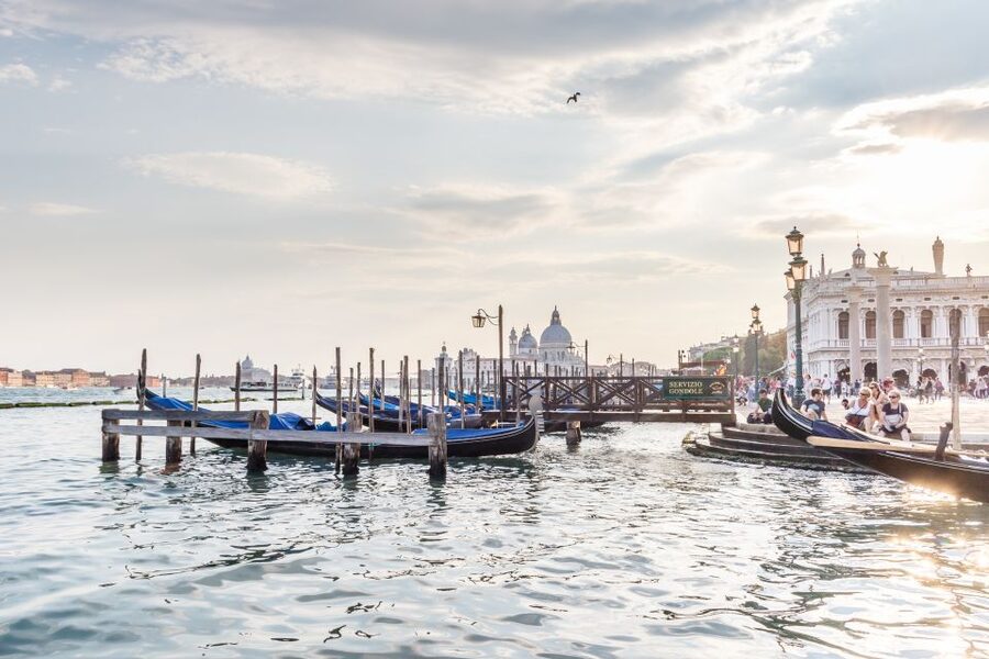 Venice: Traditional Shared Gondola Ride - Key points to know before you book