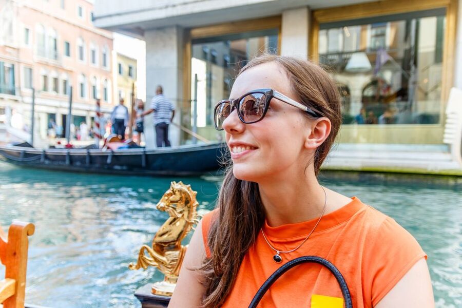 Venice: Traditional Shared Gondola Ride - The value of $42 compared with a private gondola