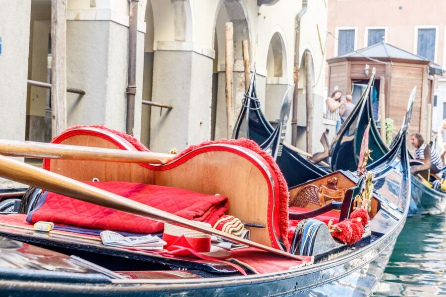 Venice: Traditional Shared Gondola Ride - Shared seating, comfort, and access
