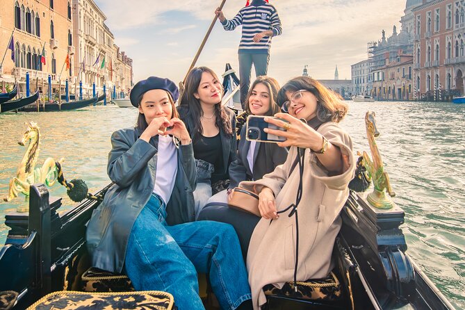 Venice Walking Tour and Gondola Ride - The guide matters more than the boat
