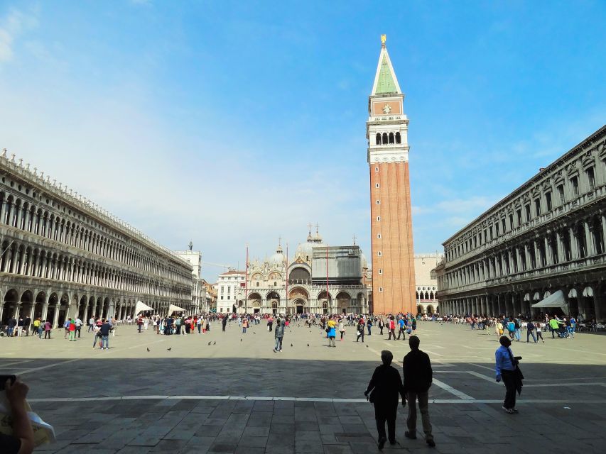 Venice: Walking Tour & Gondola Ride - From stone streets to the gondola