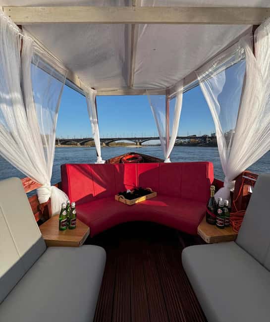 Warsaw: Private Gondola Cruise for Special Occasions - Weather, comfort, and small practical points