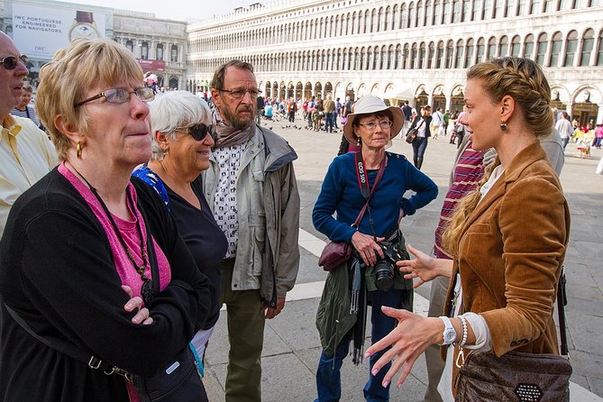 Welcome to Venice Group Tour St. Mark's Basilica & Gondola Ride - Starting beside the Rialto Bridge