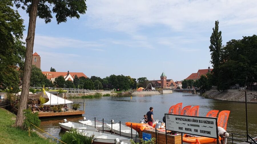 Wrocław: city walk with a professional guide and cruise - Plac Solny and St. Elizabeth’s Church